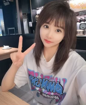 未央绝活骚逼小希