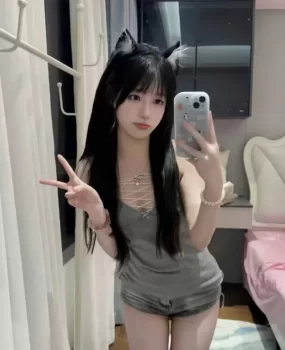 小辣妹风骚指数★★★★★