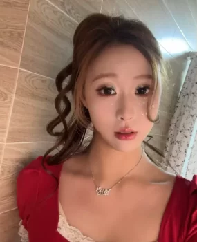 肤白貌美大长腿兼职