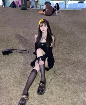 海南岛本地的小姐姐刚从乡下来三亚下海哦