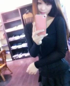 亲验下城区小巧美女，清纯可爱 水多 穴紧 堪称极品。