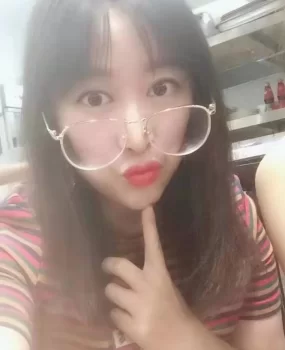 体验重庆九街瑜伽老师，柔韧性超好