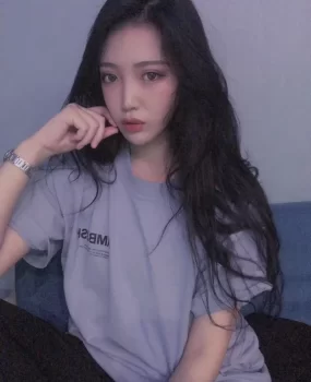 178D东航空姐 超大奶 超白嫩