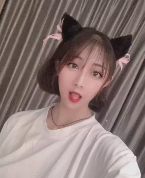 宝鸡兼职性感妹子，身材高挑，胸大水多活好